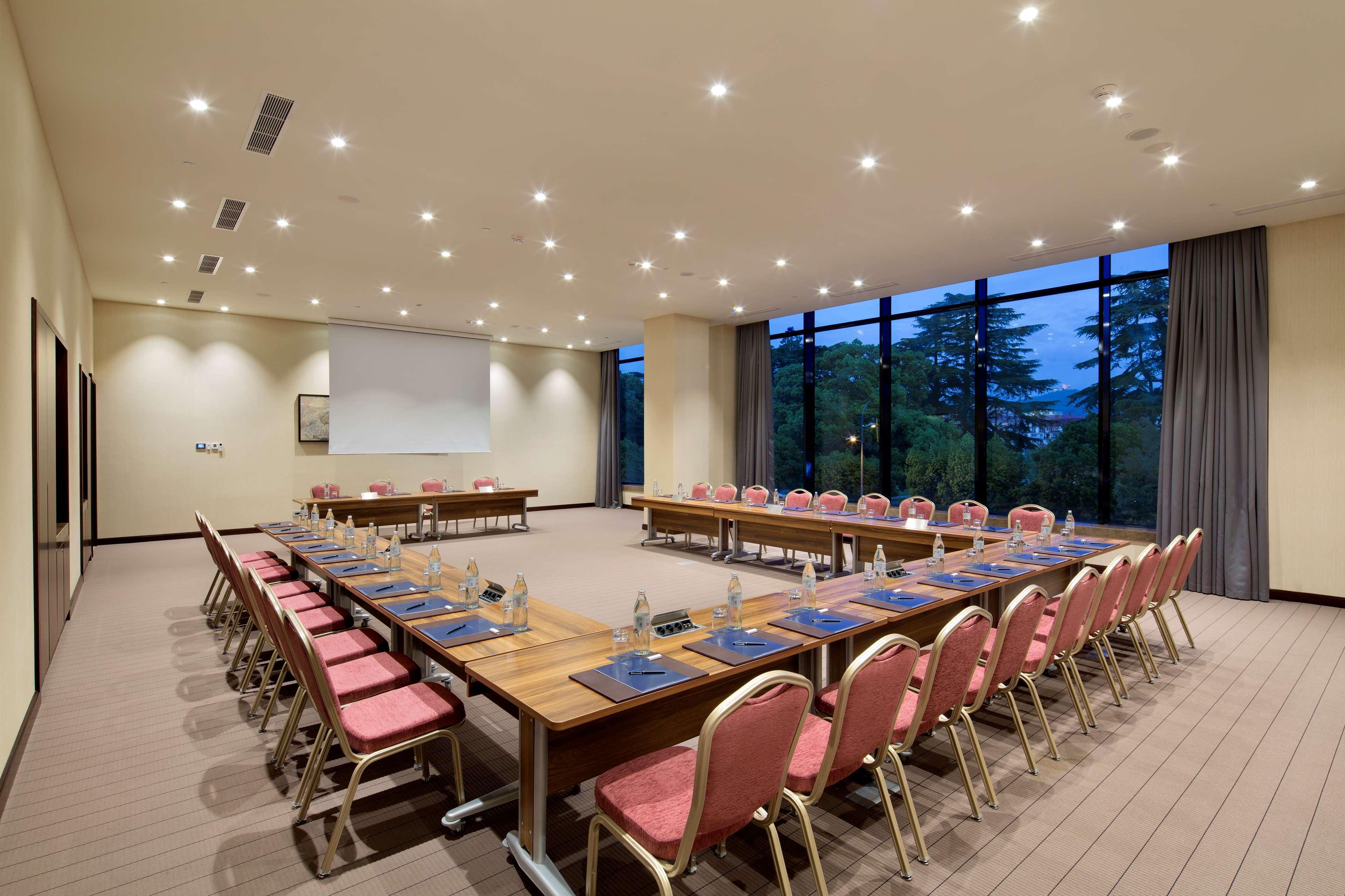 Hilton Batumi Exterior foto Meeting room