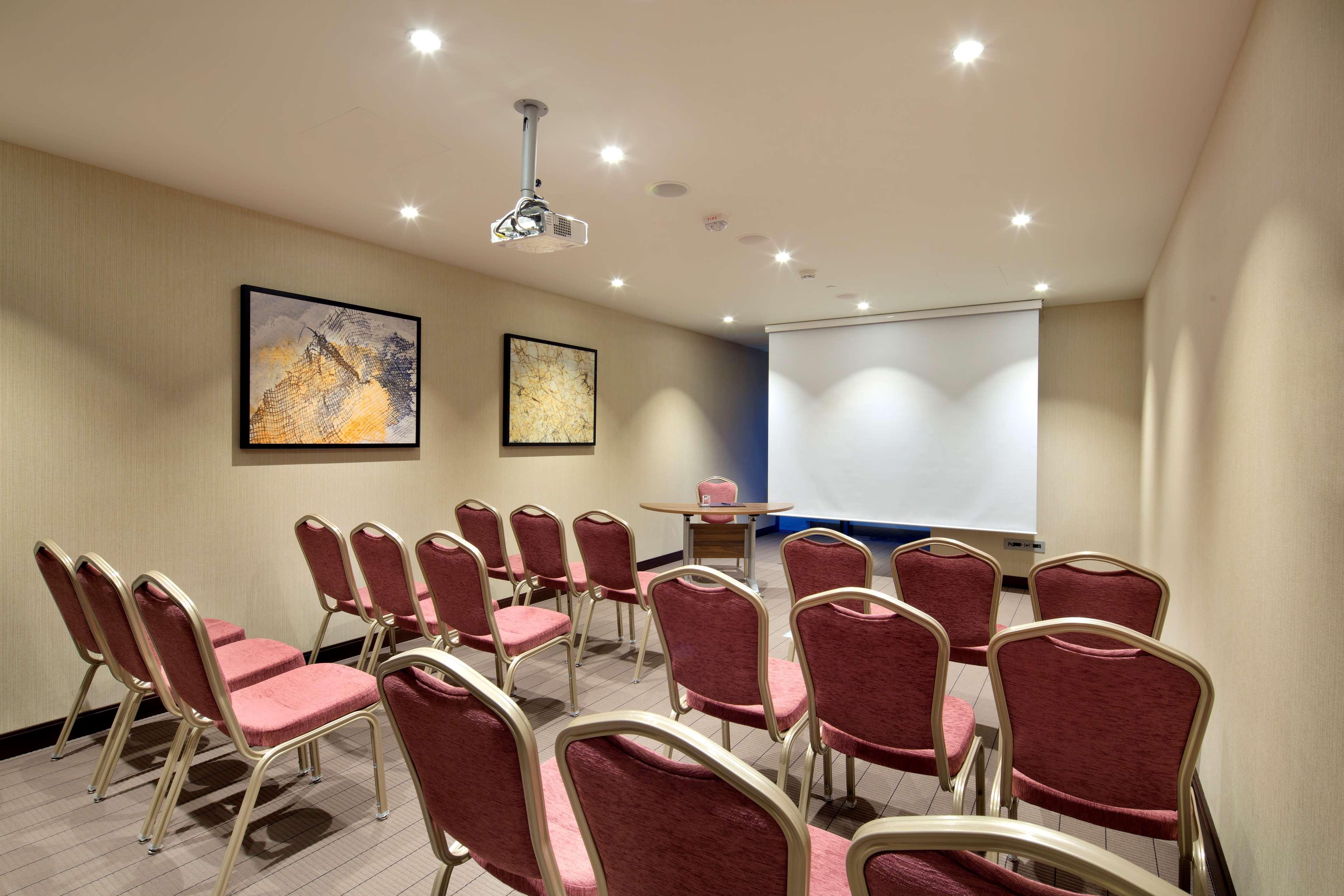 Hilton Batumi Exterior foto Meeting room