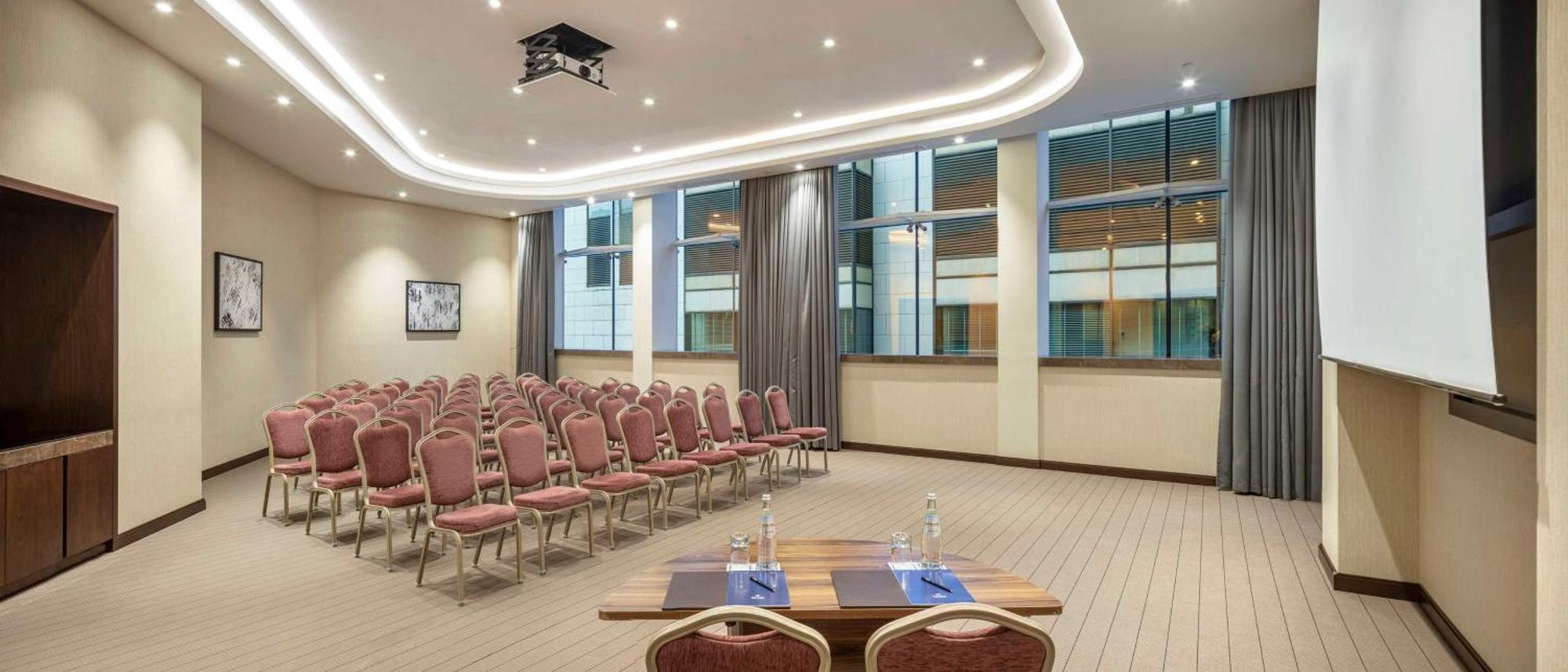 Hilton Batumi Exterior foto Meeting room