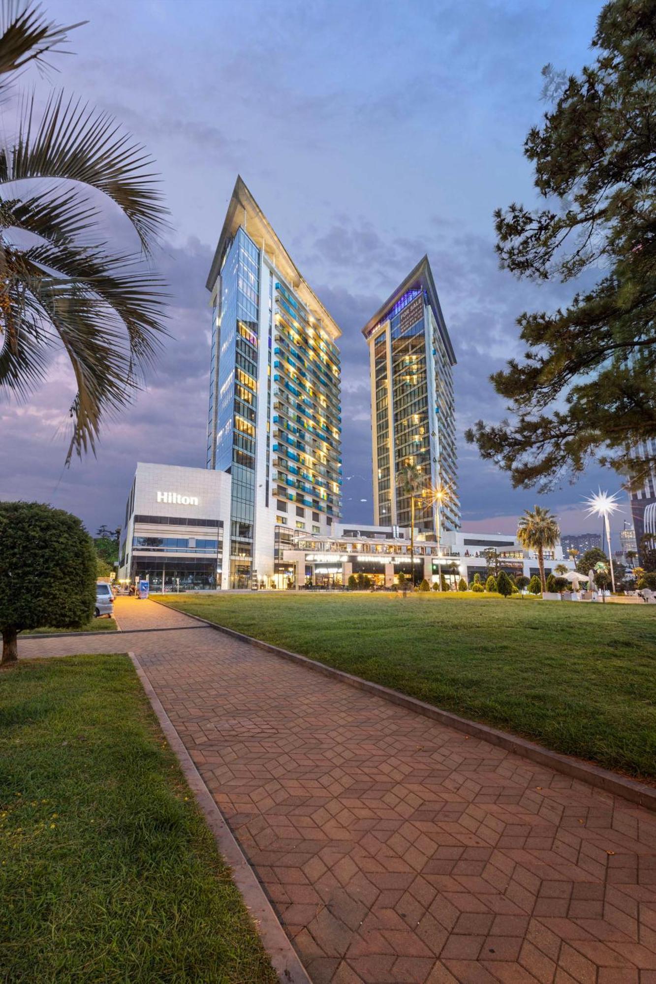 Hilton Batumi Exterior foto Hilton İzmir